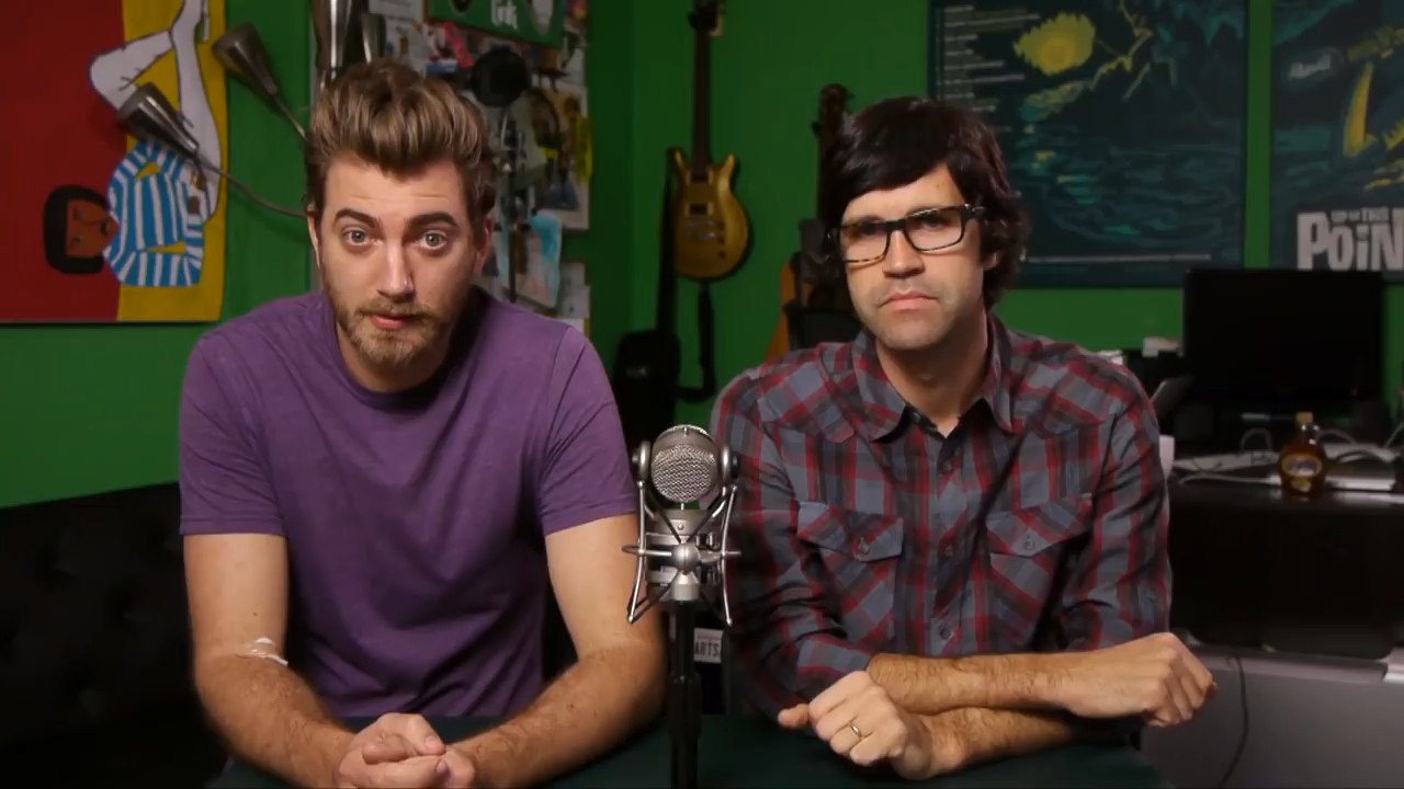 GMM 239: Eating a Pizza in Less Than 60 Seconds