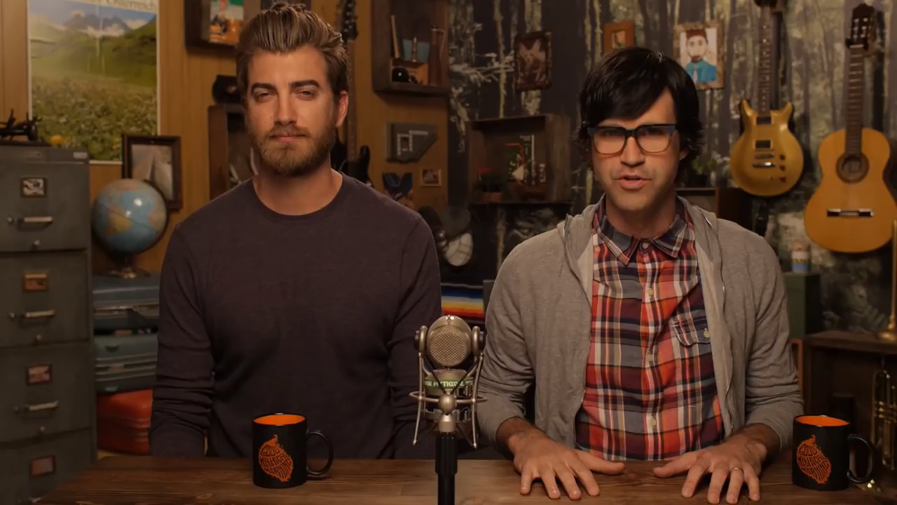 GMM 641: Hot Dogs vs. Hamburgers: Debate-o-Rama