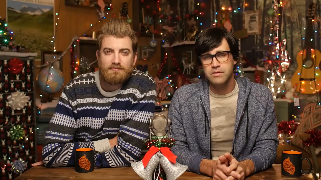 GMM 829: 5 Ridiculous Christmas Crimes