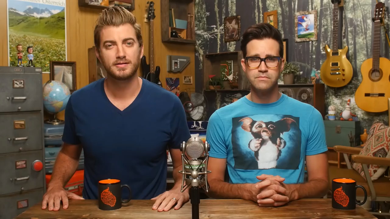 GMM 963: Worst Cosplay Ever – Ranked
