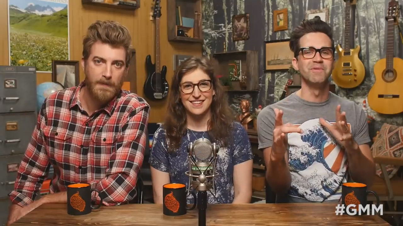 GMM 1083: What’s On My Head? Challenge (Ft. Mayim Bialik)