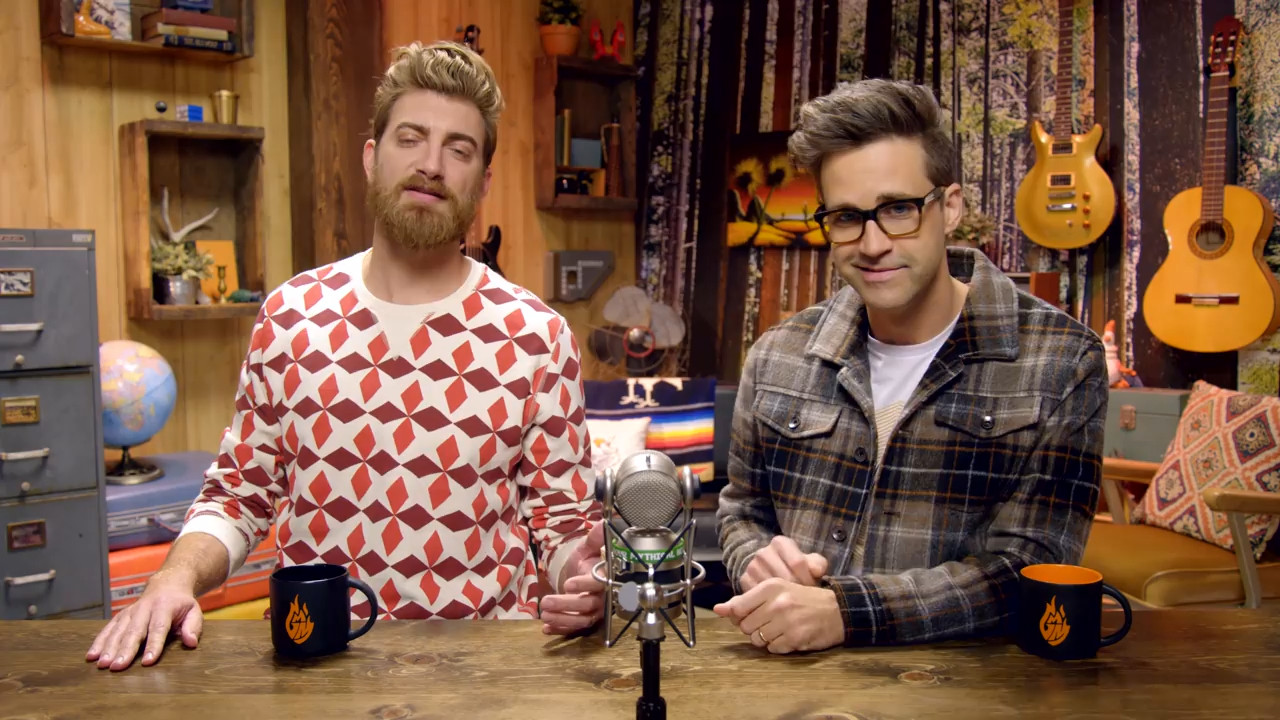 GMM 1220.3: What Happens When You Give A Photo A Hand