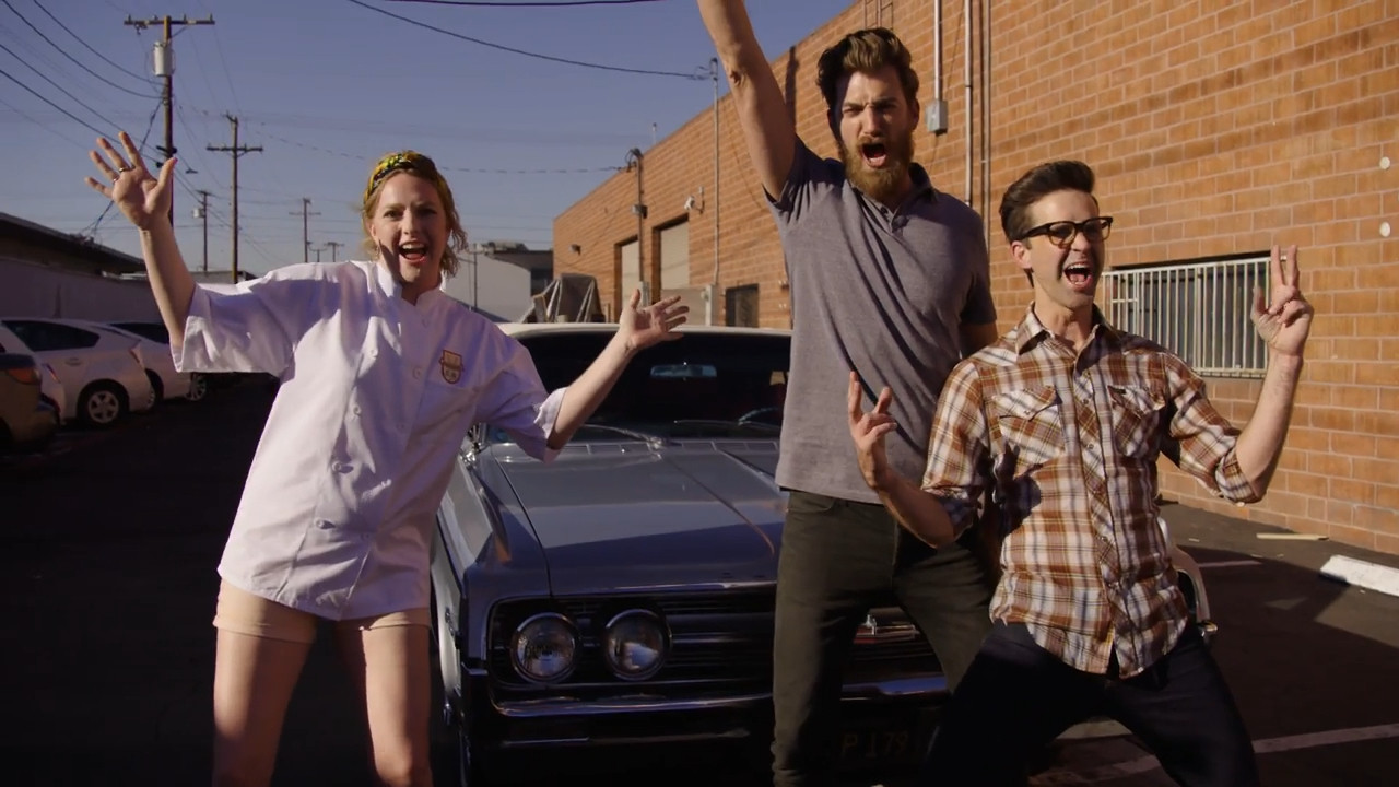 GMM 1223.2: Cooking A Turkey on a Car Engine