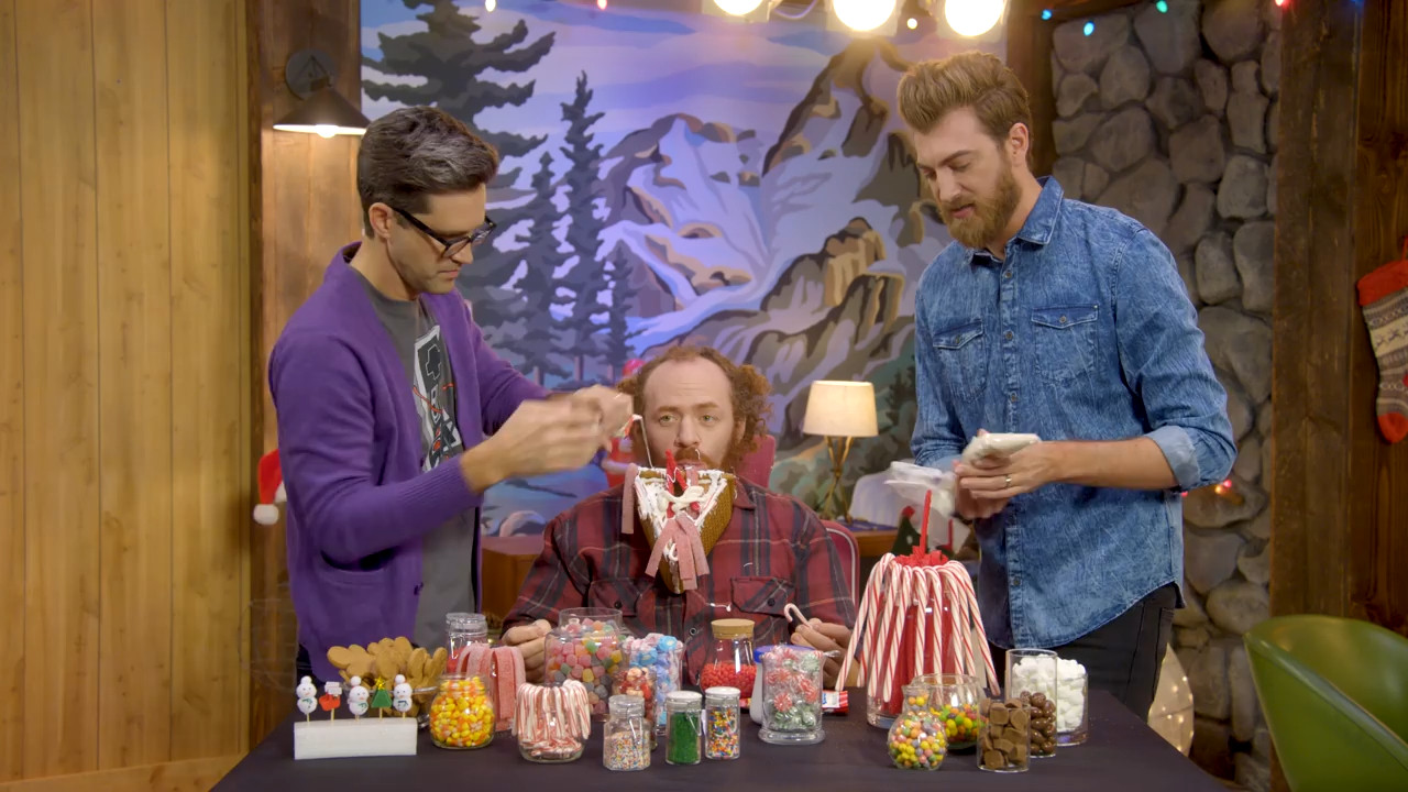 GMM 1243.2: Gingerbread House Beard