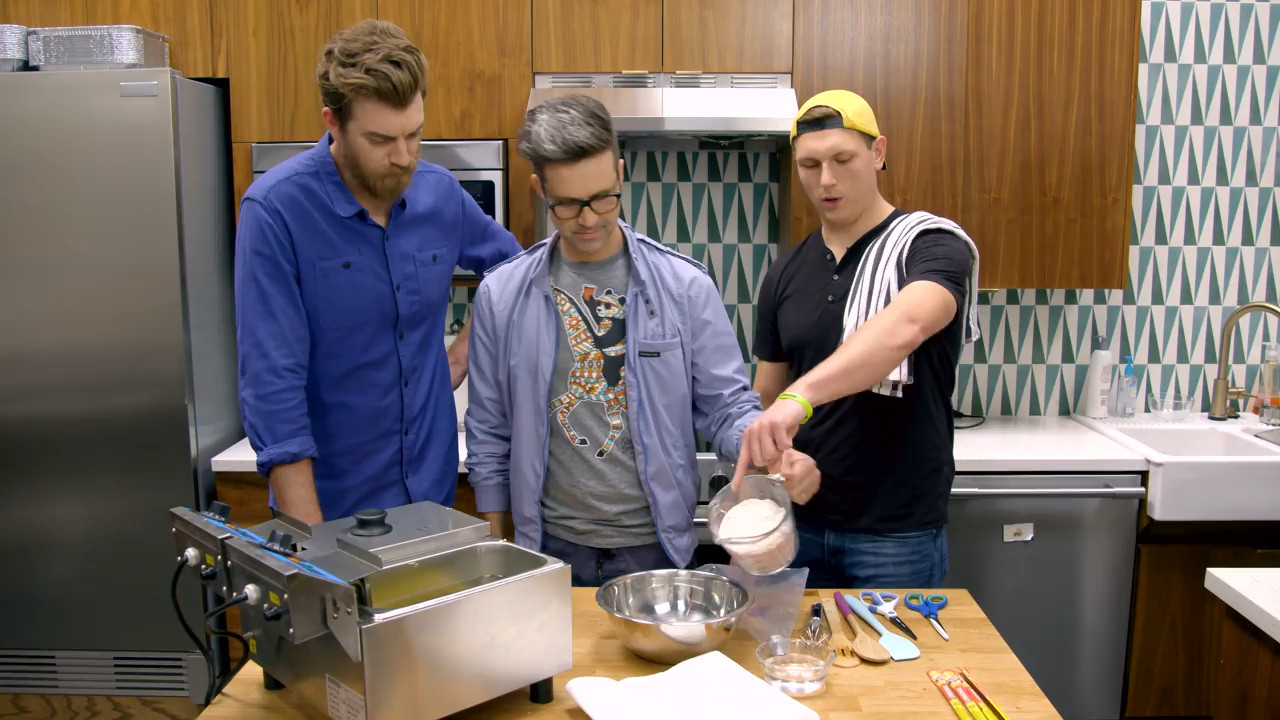 GMM 1264.2: Slim Jim Stuffed Churro Taste Test