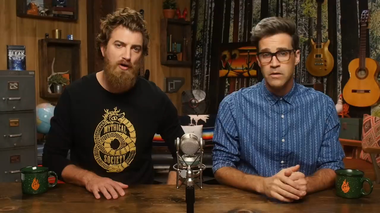 GMM 1654: Dominos vs. Pizza Hut Taste Test | FOOD FEUDS