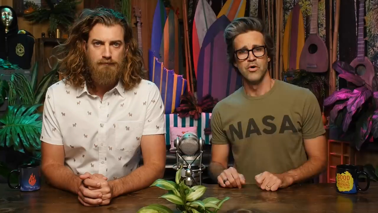 GMM 2005: Burger King vs. Jack In The Box Taste Test | FOOD FEUDS