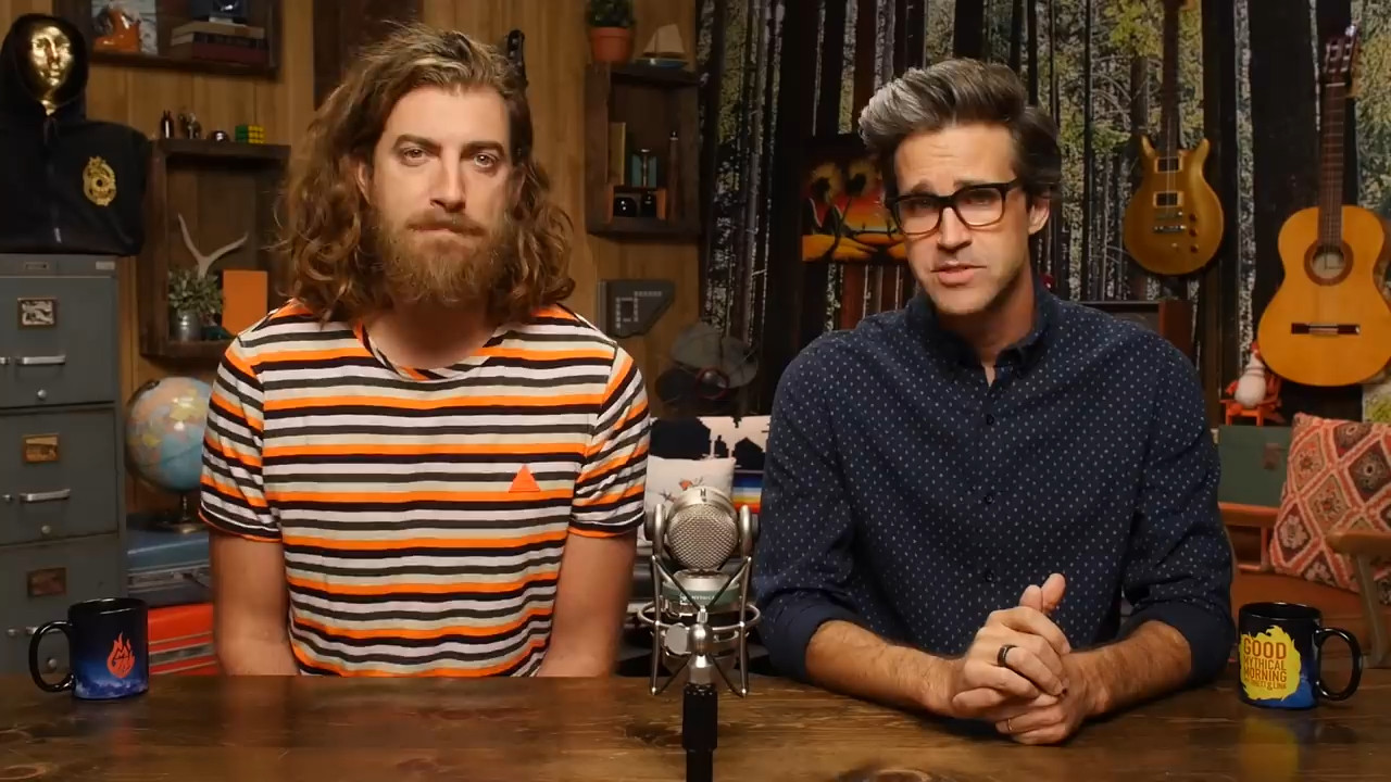 GMM 2031: Taco Bell vs. Del Taco Taste Test | Food Feuds