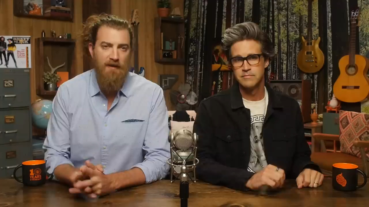 GMM 2196: Are They Siblings, Strangers, Or Dating? (Game)