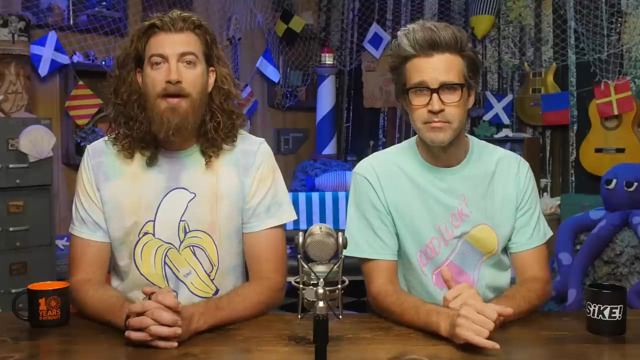 GMM 2215: We Give Haircuts To Strangers