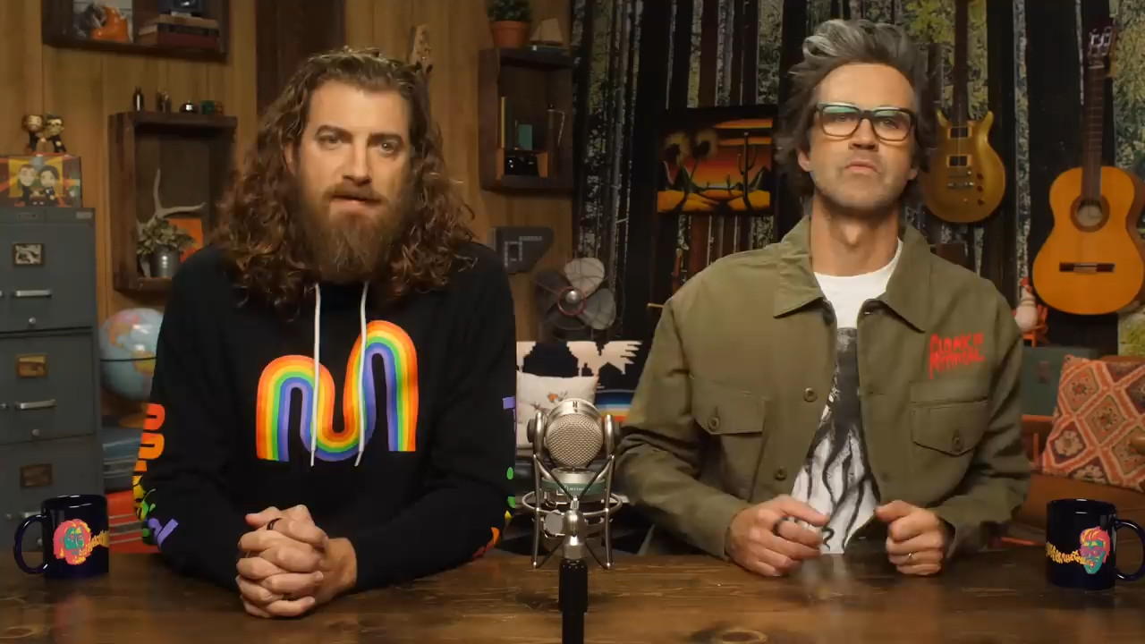 GMM 2289: Carl’s Jr. vs. Jack In The Box Taste Test | FOOD FEUDS