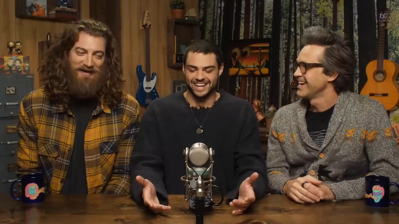 GMM 2300: We Hug For 20 Minutes Straight… For Science