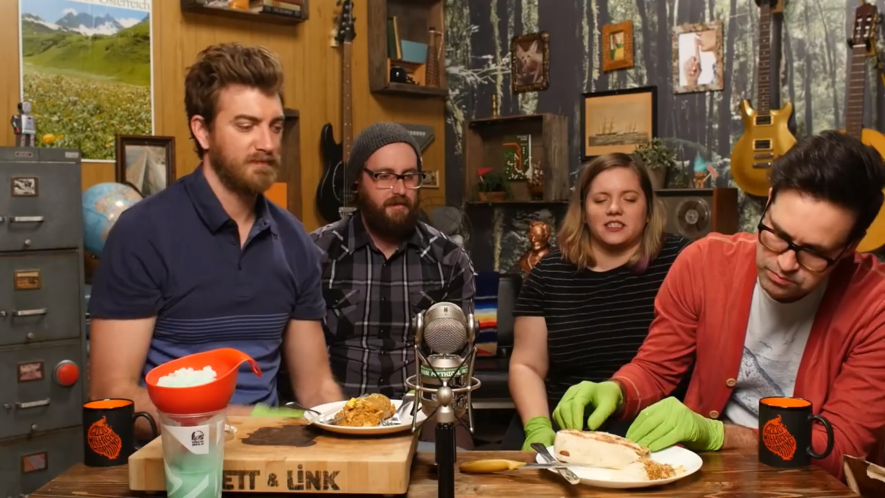 GMMore 1103: Taco Bell Baja Blast Burrito Taste Test