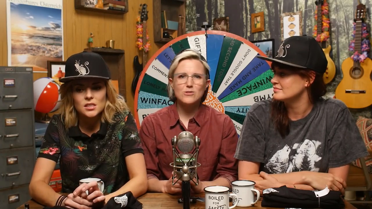 GMMore 1139: Q&A with Grace Helbig, Hannah Hart and Mamrie Hart