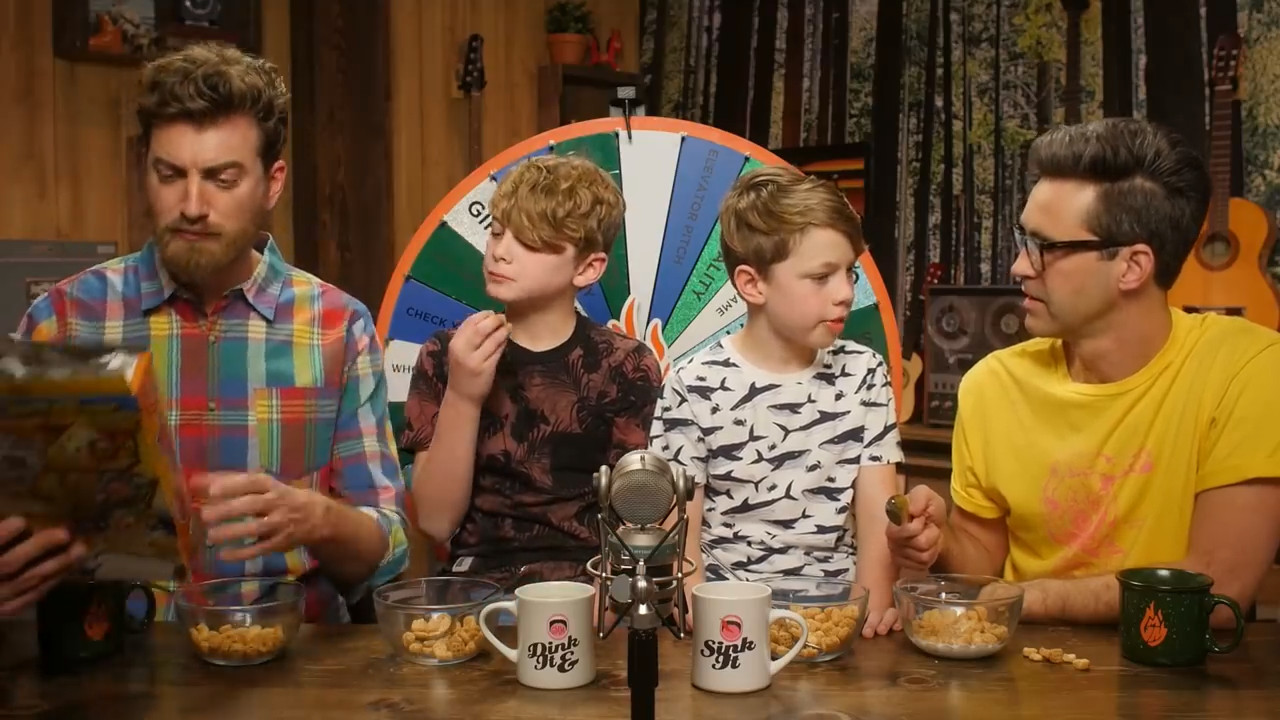 GMMore 1512: Discontinued Waffle Crisp Cereal Taste Test