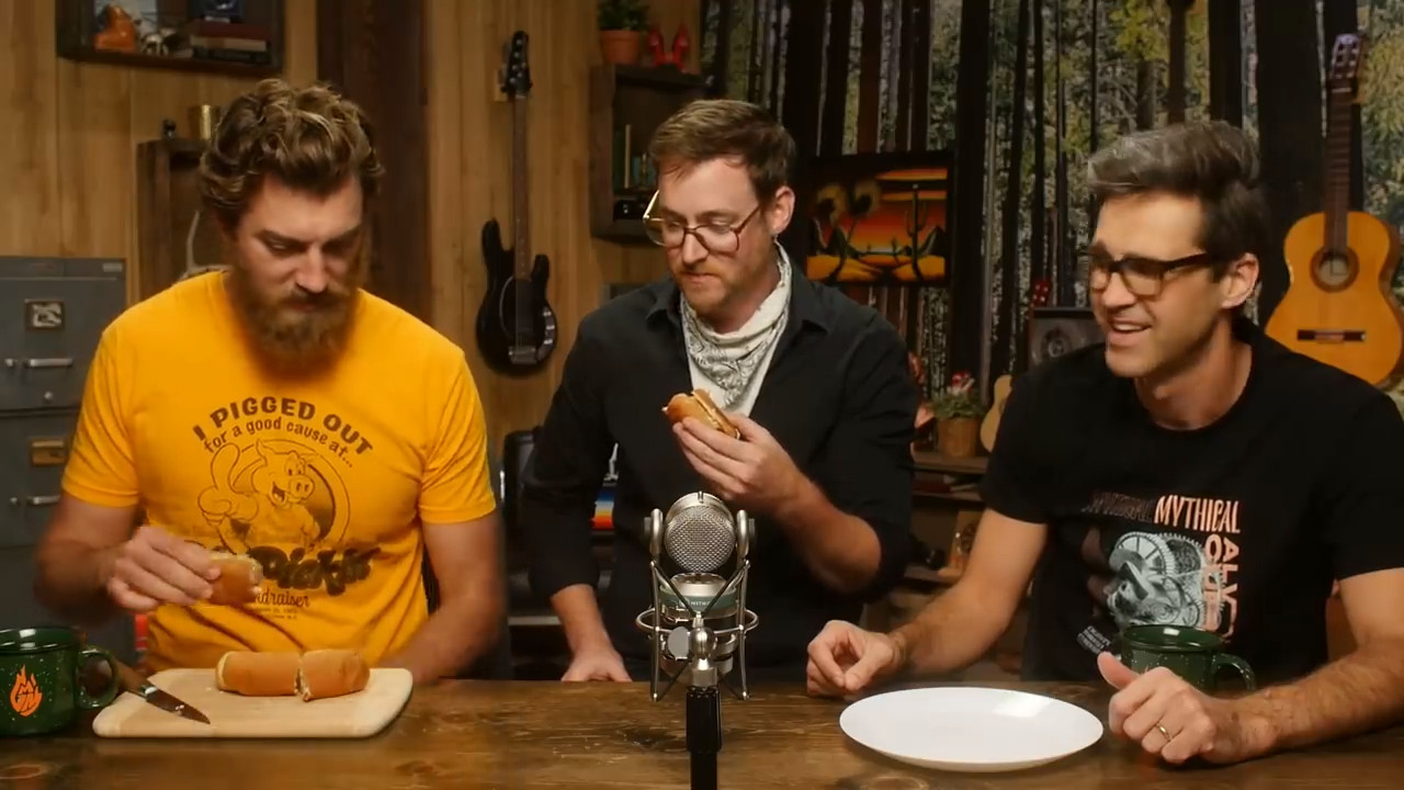 GMMore 1643: Weird Hot Dog Topping Taste Test