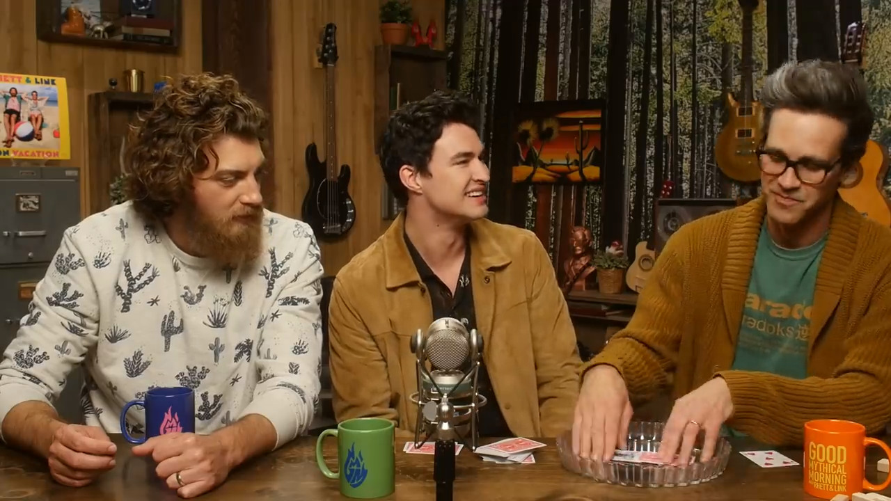 GMMore 1725: Light As A Feather, Stiff As A Board Challenge