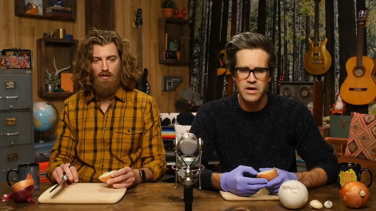 GMMore 1880: How Many Layers Do Onions Actually Have? (Test)