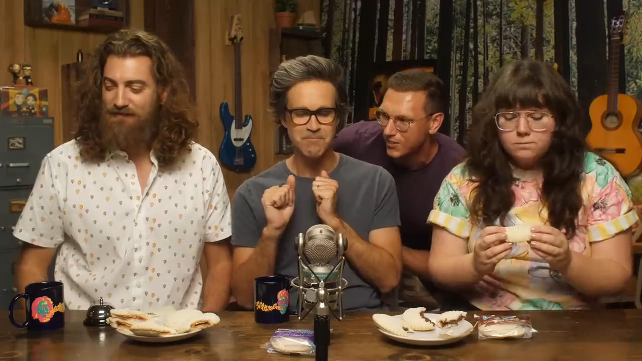 GMMore 2254: Old vs. New Lunchables Taste Test