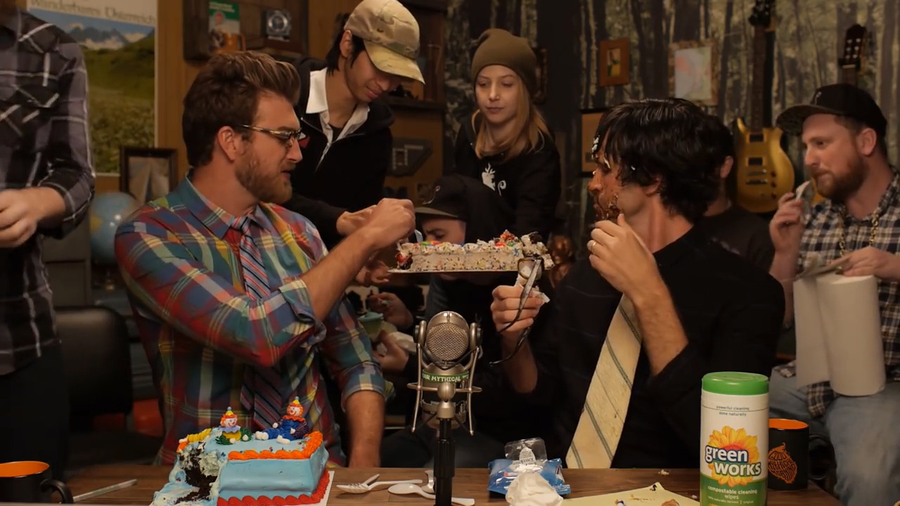 GMMore 613: Eating Ice Cream Cake with the Crew