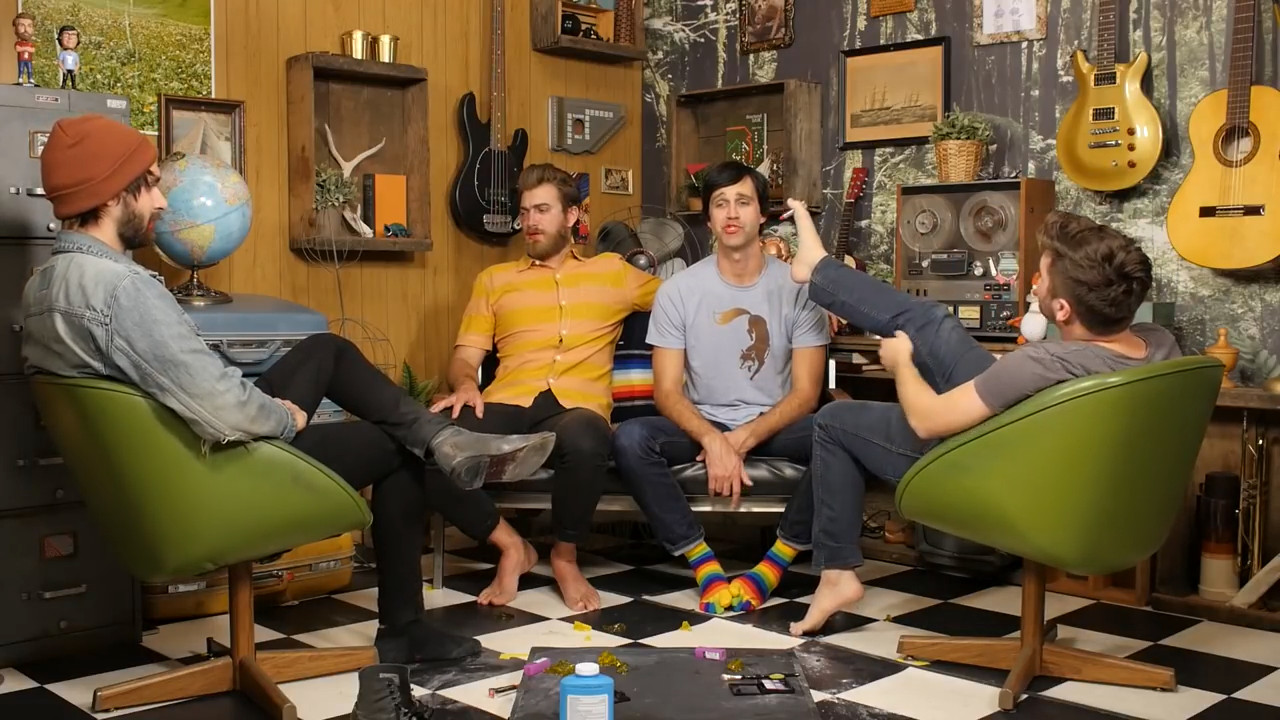 GMMore 819: Mike is a Foot Makeup Maestro