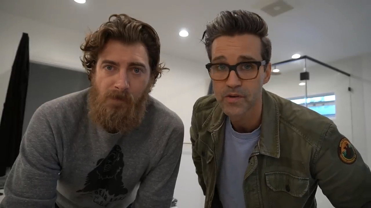 Vlog 1: Rhett Showers at Link’s House