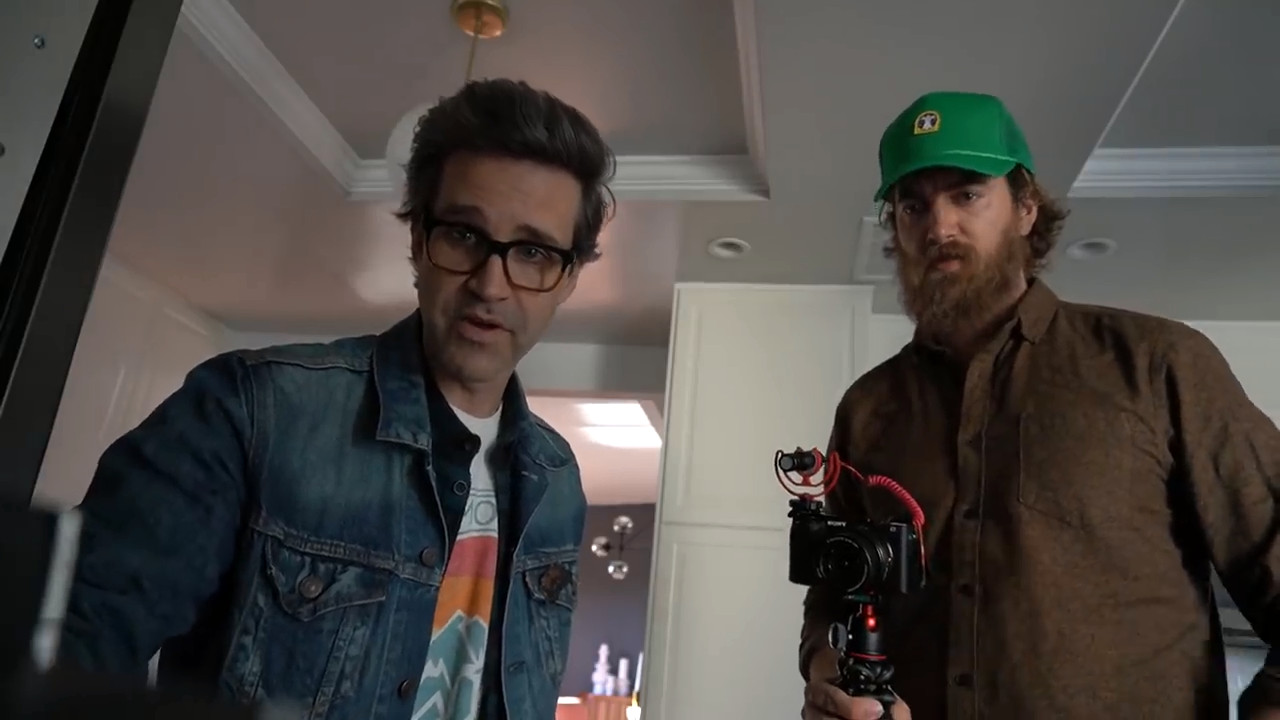 Vlog 7: We Found A Creature In Link’s House