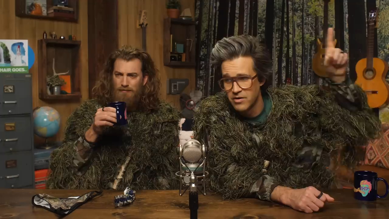 GMMore 2379: Ranking The Weirdest Camo Products