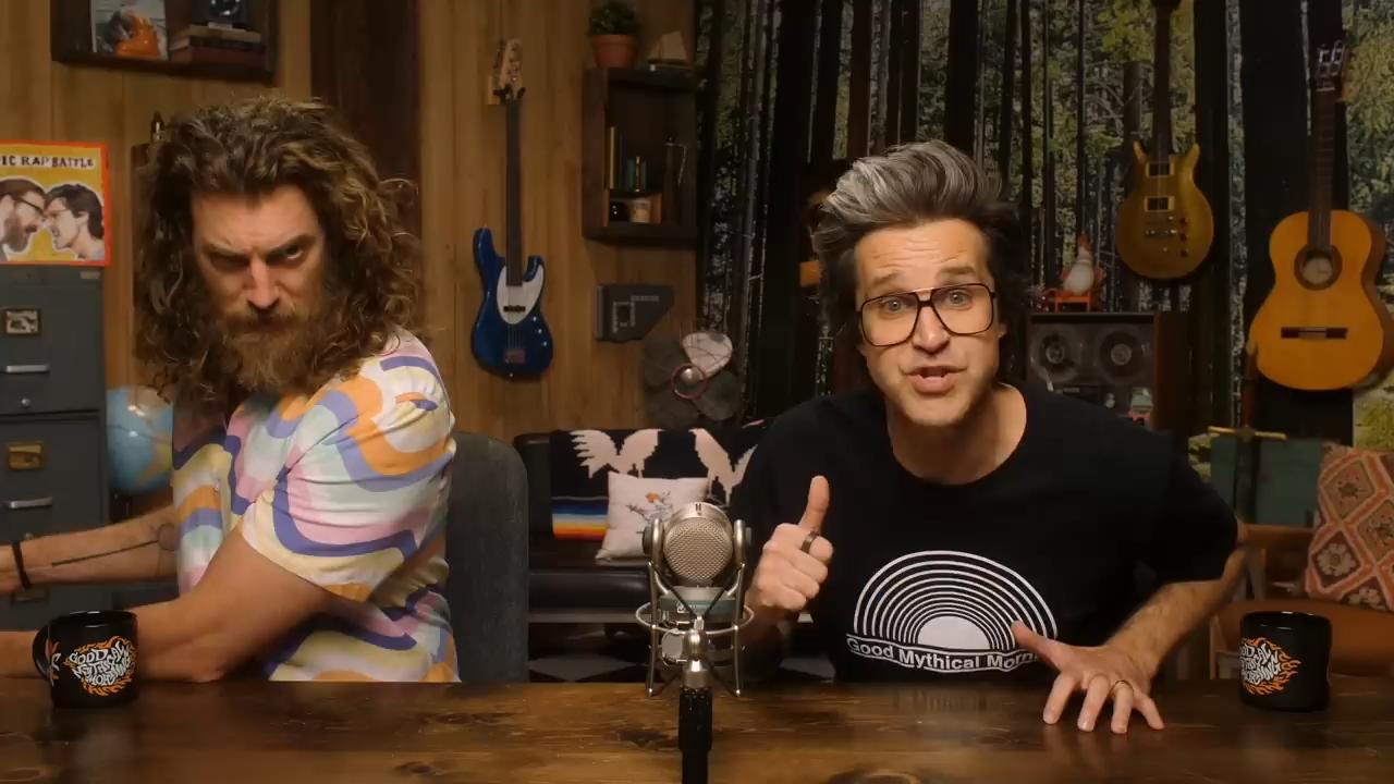 GMM 2606: Giant vs. Tiny Food Taste Test