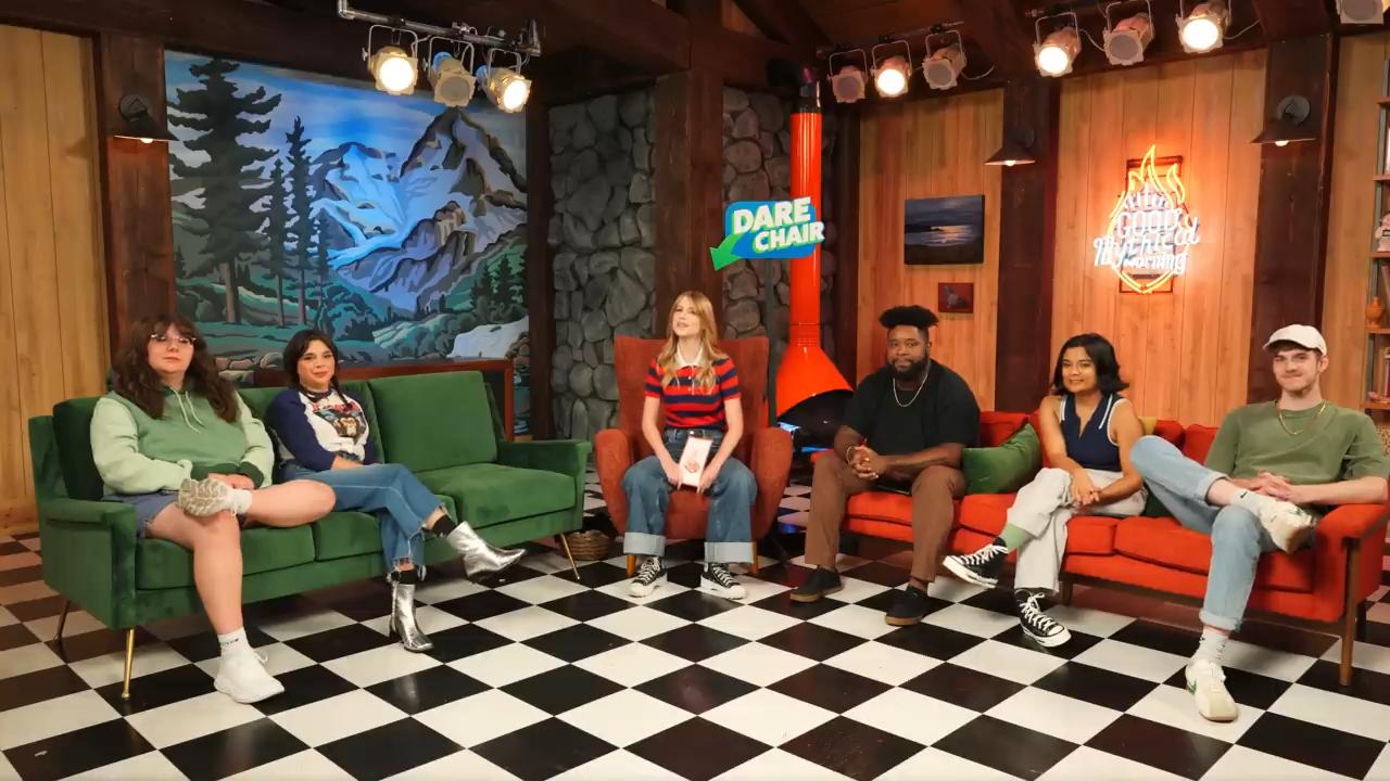 GMW 22: Texting Embarrassing Things To Our Parents