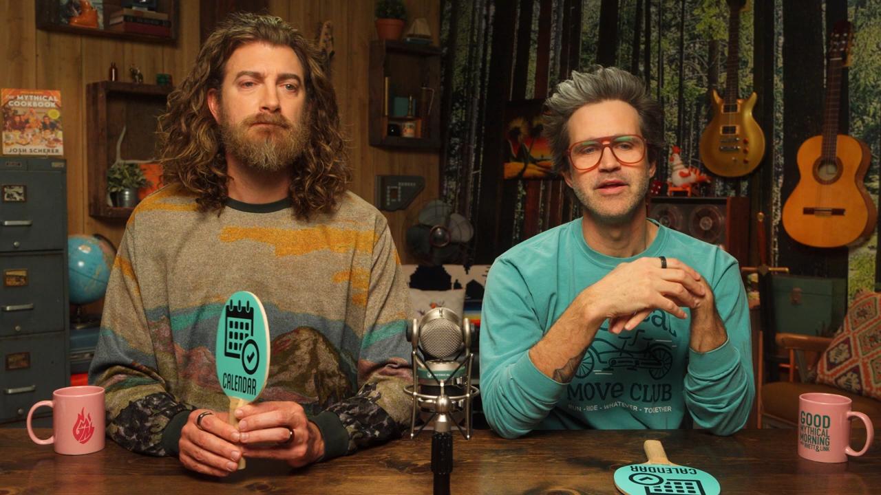 GMMore 2751: Reacting To The Craziest Calendars