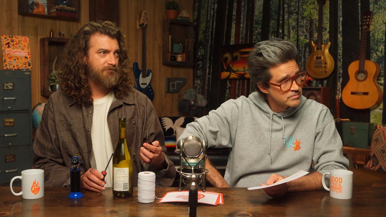 GMMore 2800: Weirdest Ways To Open A Wine Bottle