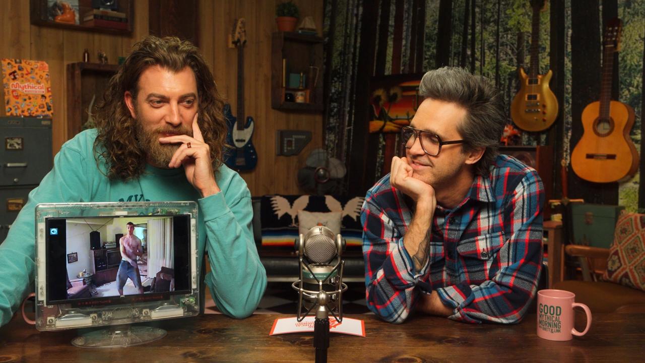 GMMore 2801: Are These ’90s Products Still Cool Today?