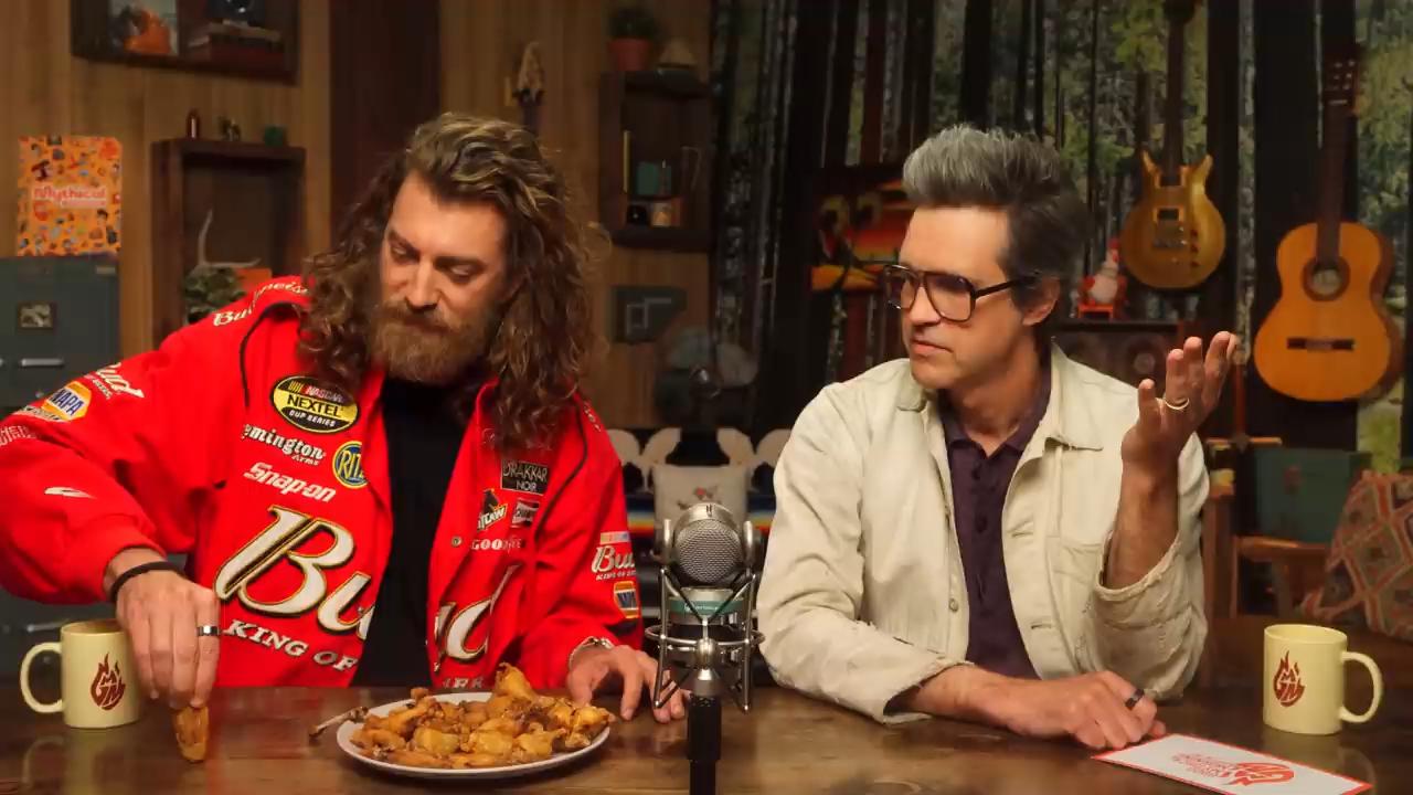 GMMore 2846: What’s the Best Way to Eat a Chicken Wing?